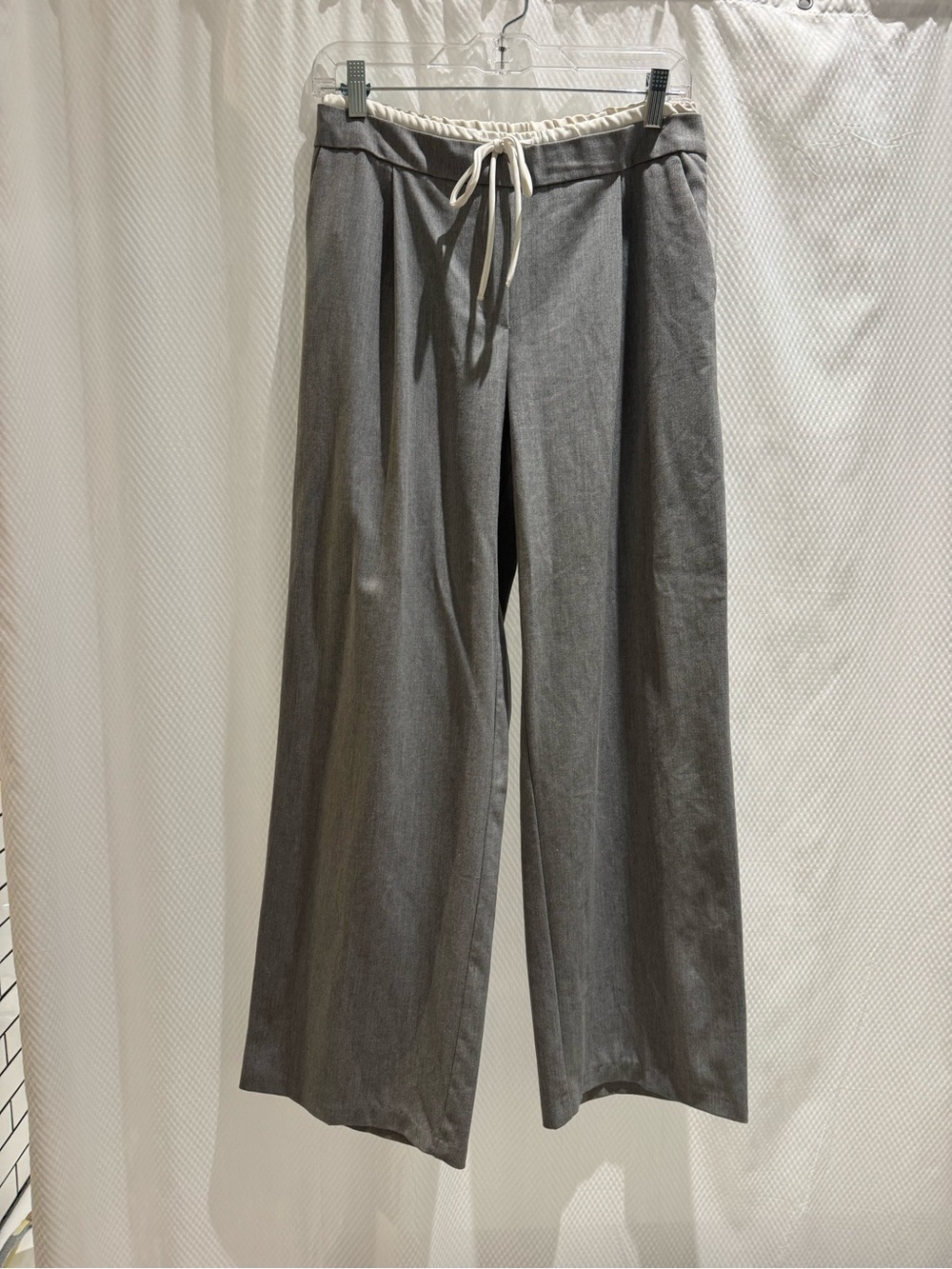 Zara Wide-Leg Drawstring Chinos in Gray with Cream Waist